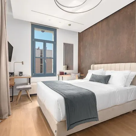 Hellenic Vibes Smart Atene