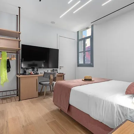Hellenic Vibes Smart 5* Atene